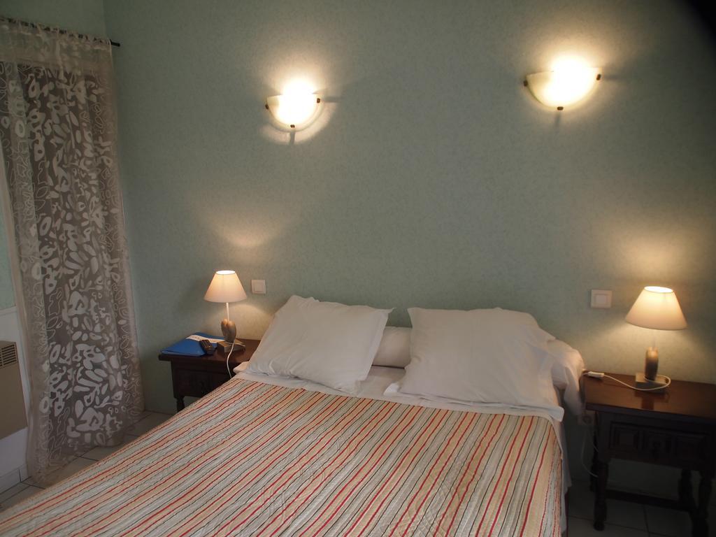 Hotel Emma Calve Millau Bilik gambar