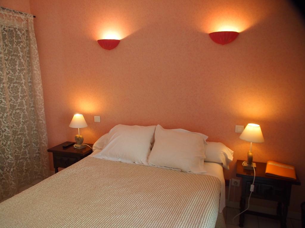 Hotel Emma Calve Millau Bilik gambar