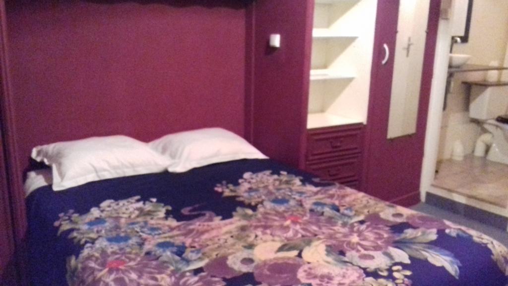 Hotel Emma Calve Millau Luaran gambar