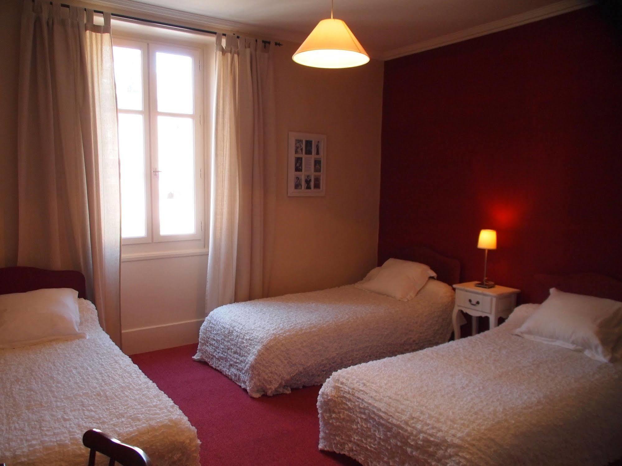 Hotel Emma Calve Millau Luaran gambar