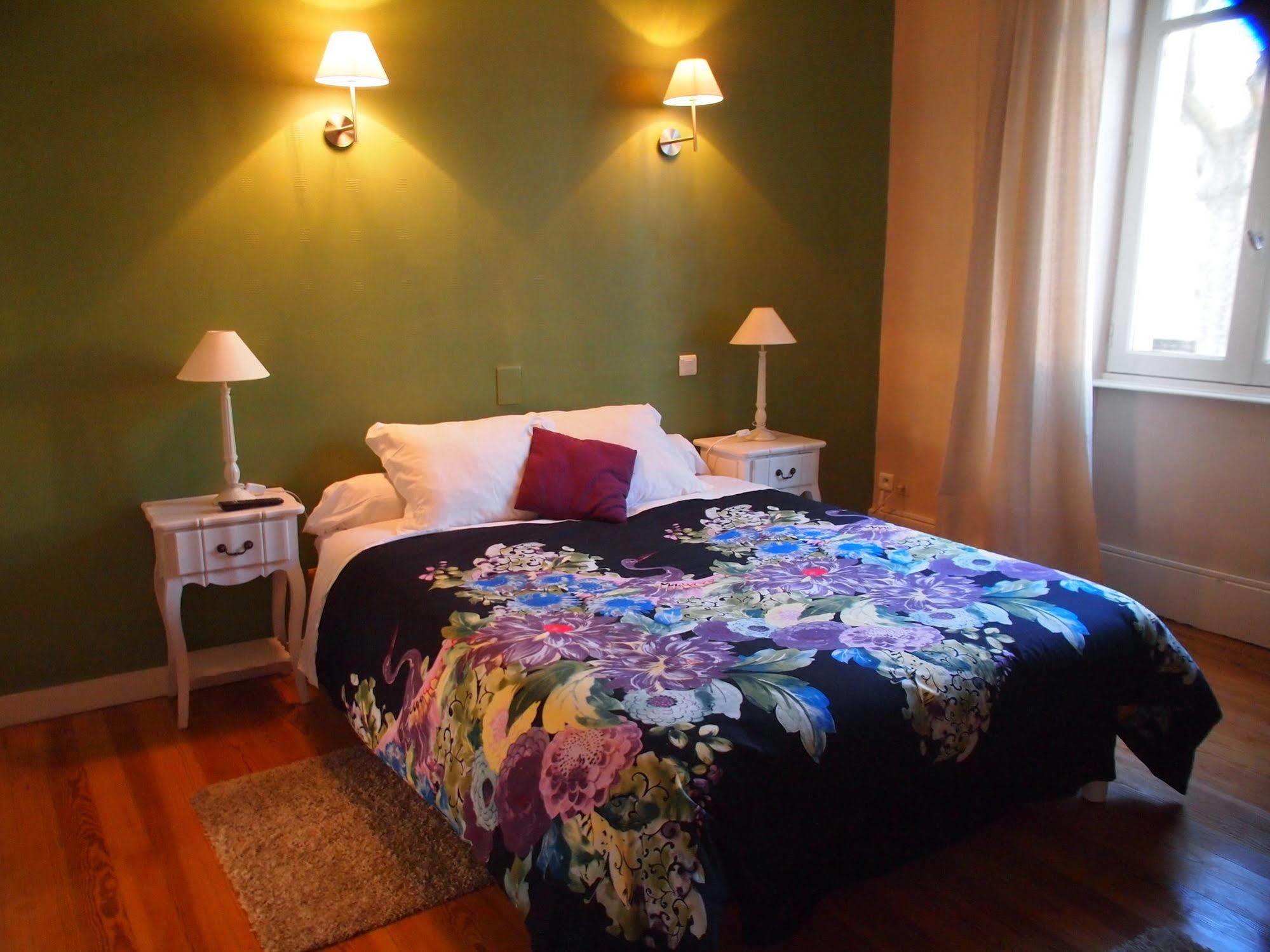 Hotel Emma Calve Millau Luaran gambar